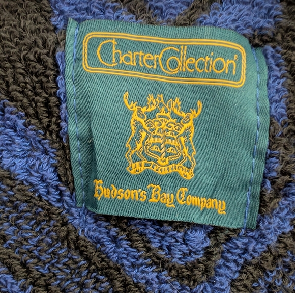 Blue Geometric Patterned Robe - Picture 2 of 4